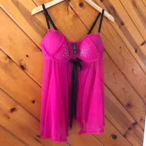 VICTORIA’S SECRET 💕 Pink Babydoll Lingeré